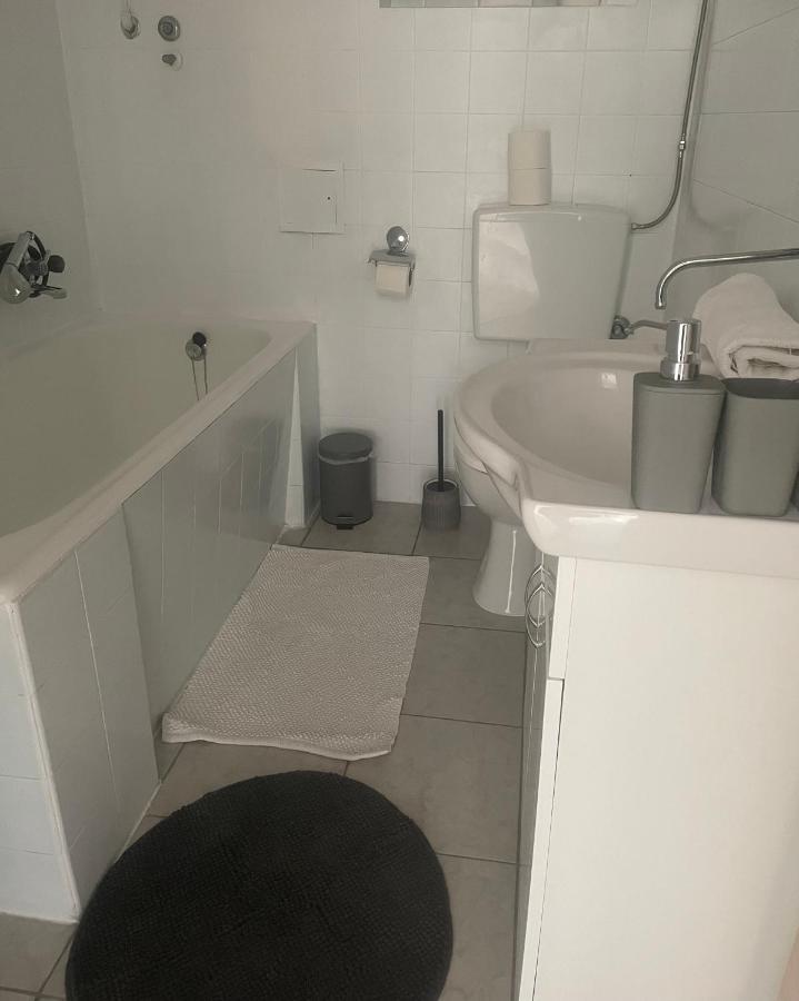 Apartmani Roko&Lovre Paklenica Starigrad Paklenica Eksteriør billede
